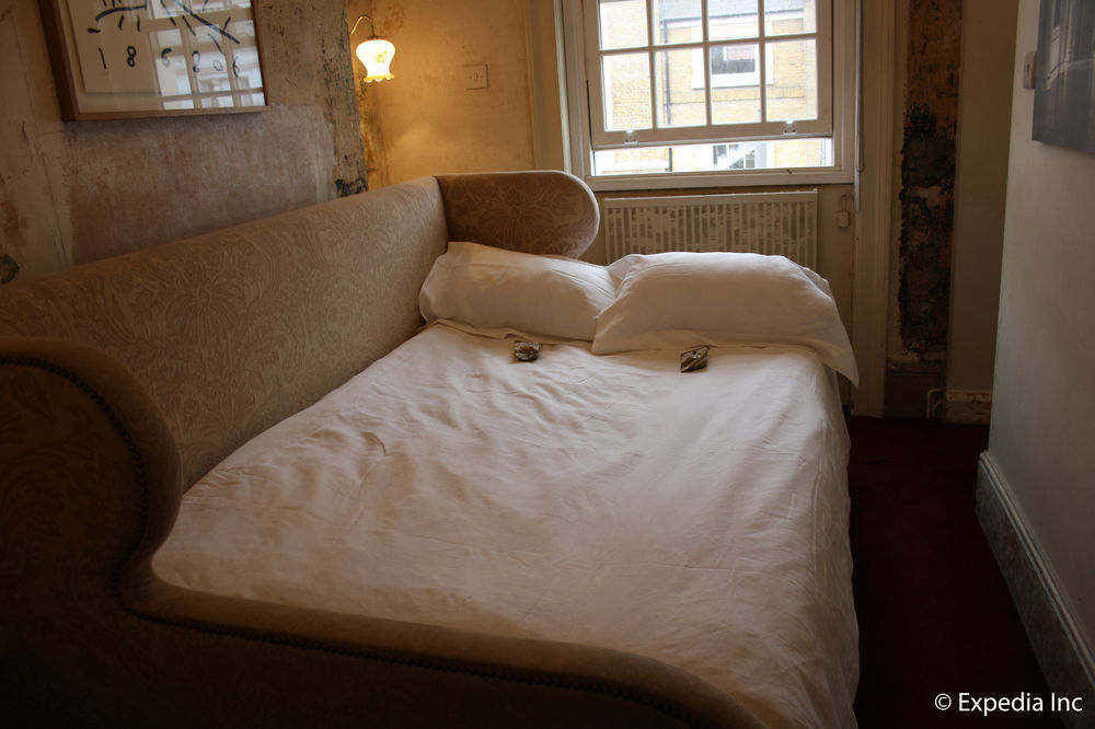 Mike'S Guesthouse Londen Buitenkant foto